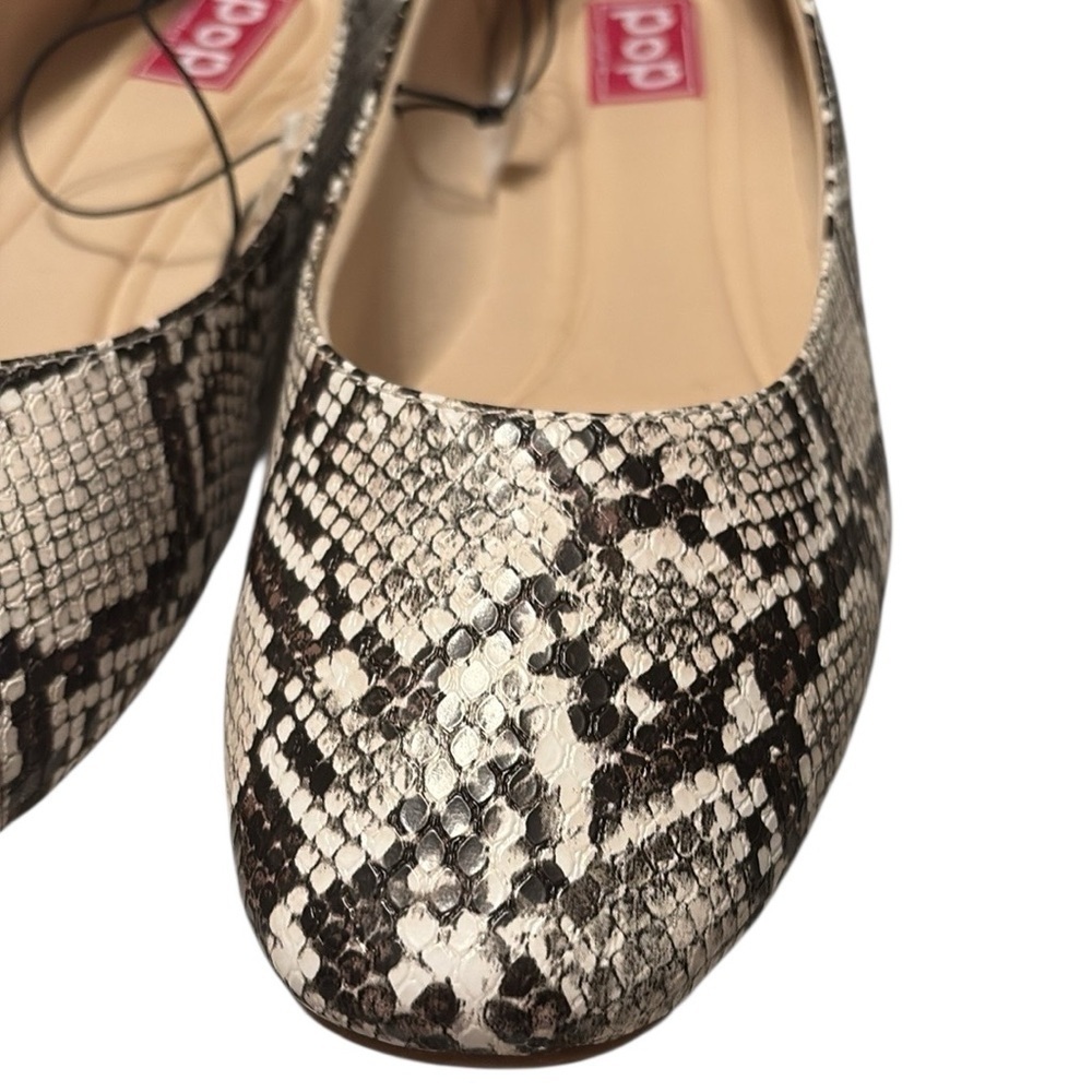 Pop Captive Faux Snake Print Flats - Picture 3 of 5